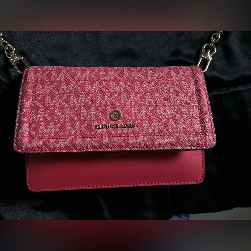 Micheal kors hand bag